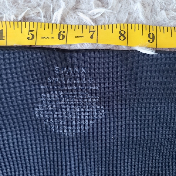 Spanx Look At Me Now Seamless Moto Leggings in Blue Women's Size Small - Picture 7 of 10